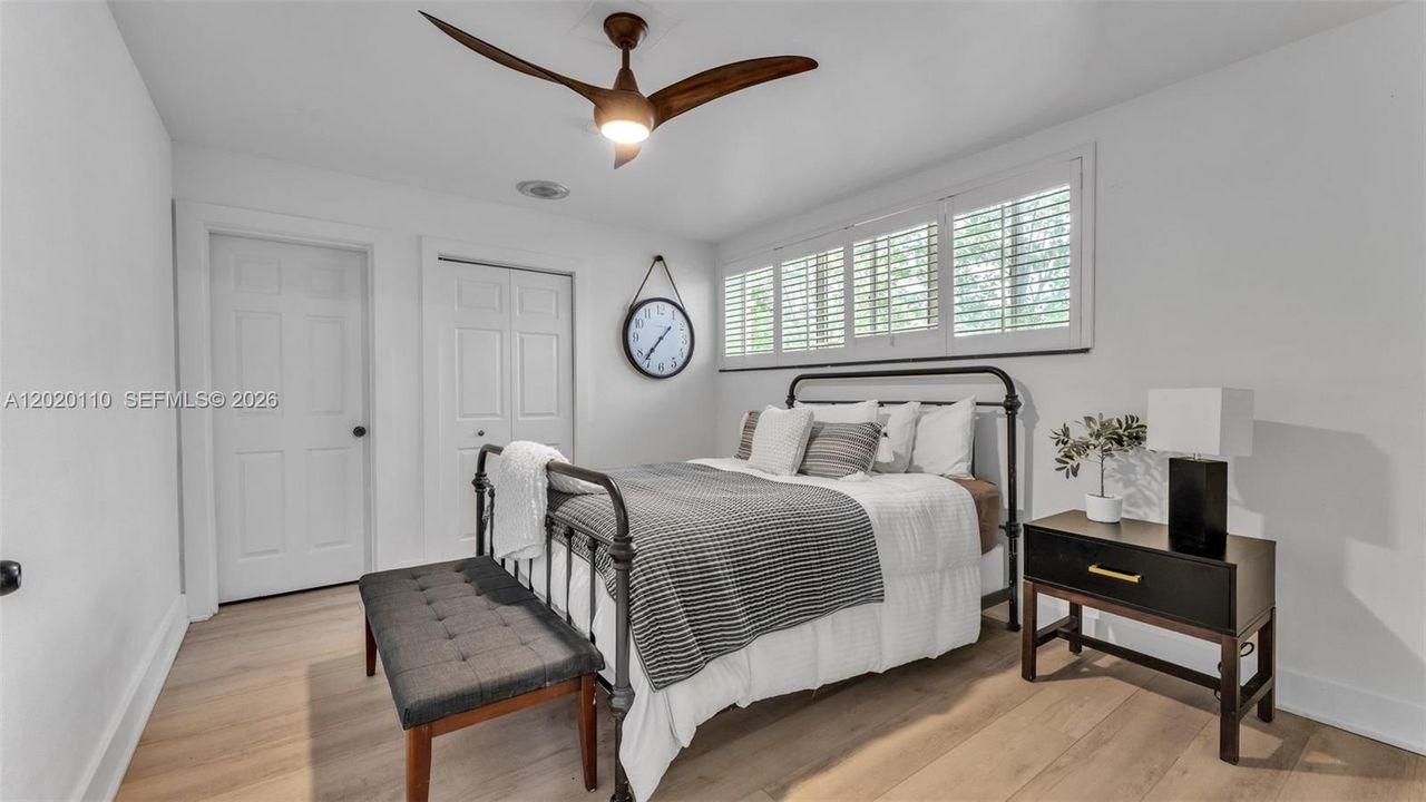 For Sale: $760,000 (4 beds, 2 baths, 3502 Square Feet)