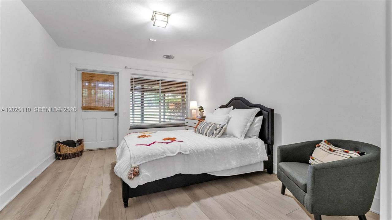 For Sale: $760,000 (4 beds, 2 baths, 3502 Square Feet)