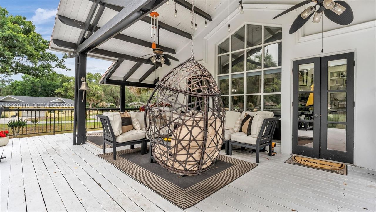 For Sale: $760,000 (4 beds, 2 baths, 3502 Square Feet)