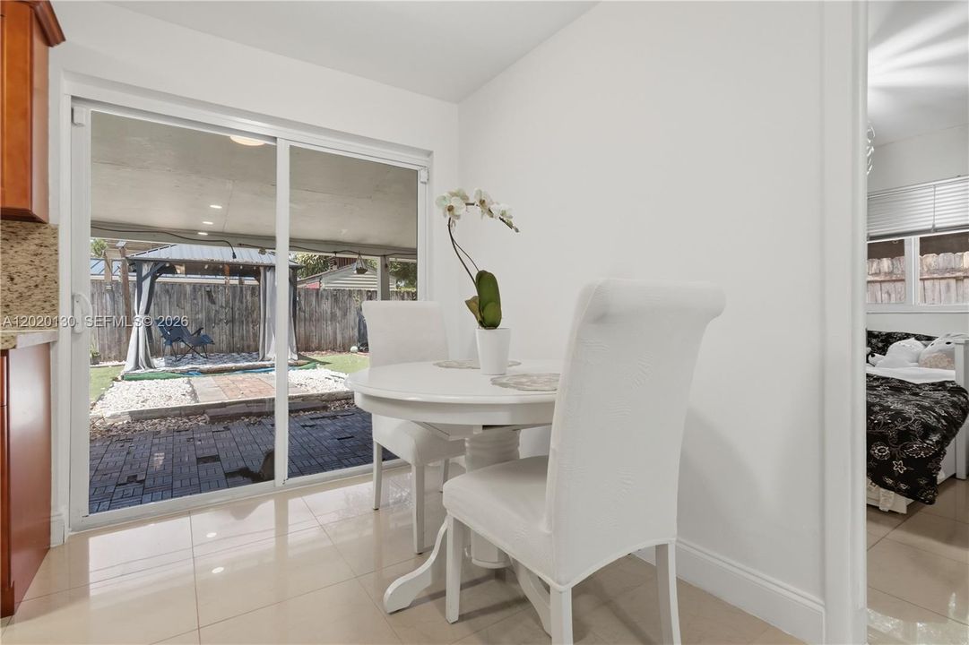 Active With Contract: $499,900 (3 beds, 2 baths, 1403 Square Feet)