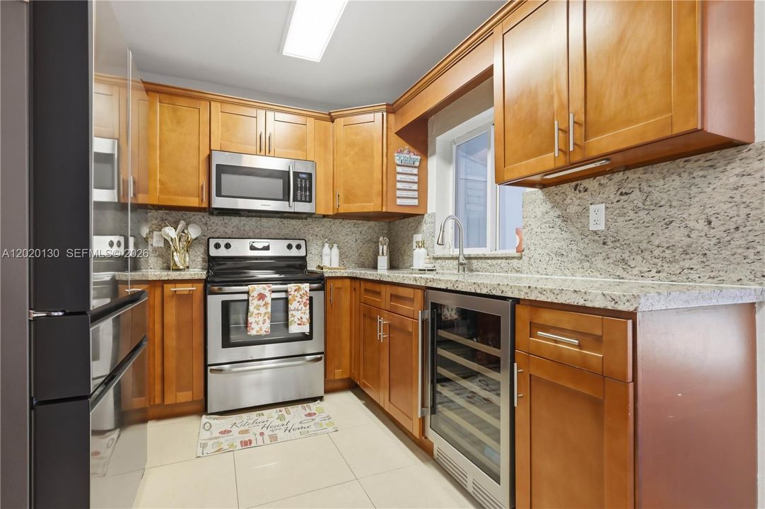 Active With Contract: $499,900 (3 beds, 2 baths, 1403 Square Feet)