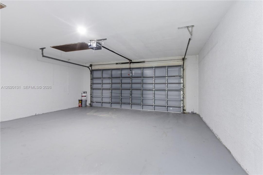 На продажу: $499,999 (3 спален, 2 ванн, 2012 Квадратных фут)