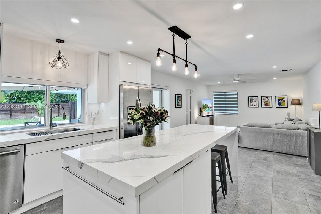For Sale: $1,890,000 (5 beds, 3 baths, 2611 Square Feet)