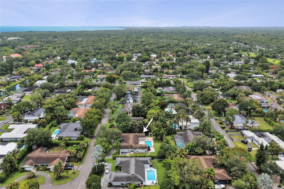 For Sale: $1,890,000 (5 beds, 3 baths, 2611 Square Feet)
