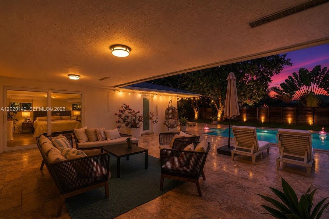 For Sale: $1,890,000 (5 beds, 3 baths, 2611 Square Feet)