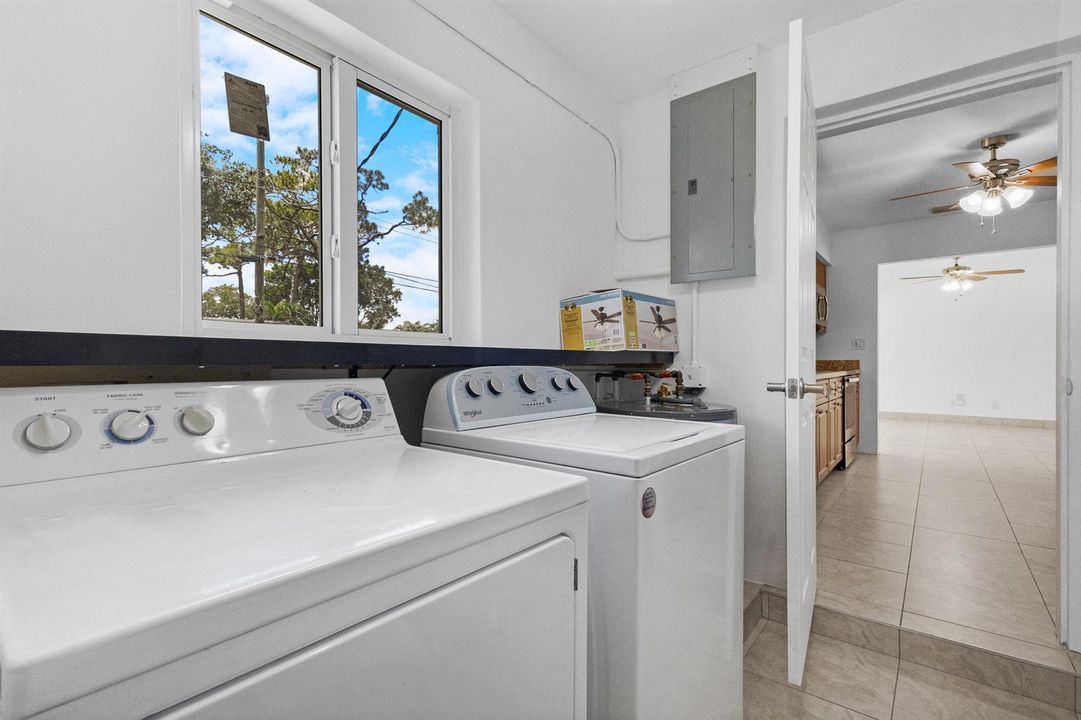 Washer & Dryer