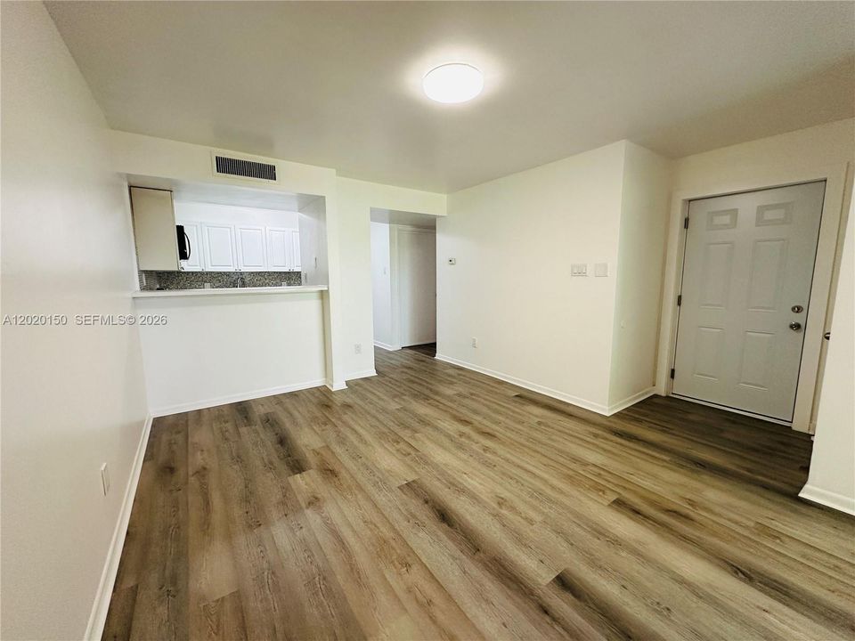 En Renta: $1,950 (1 camas, 1 baños, 693 Pies cuadrados)
