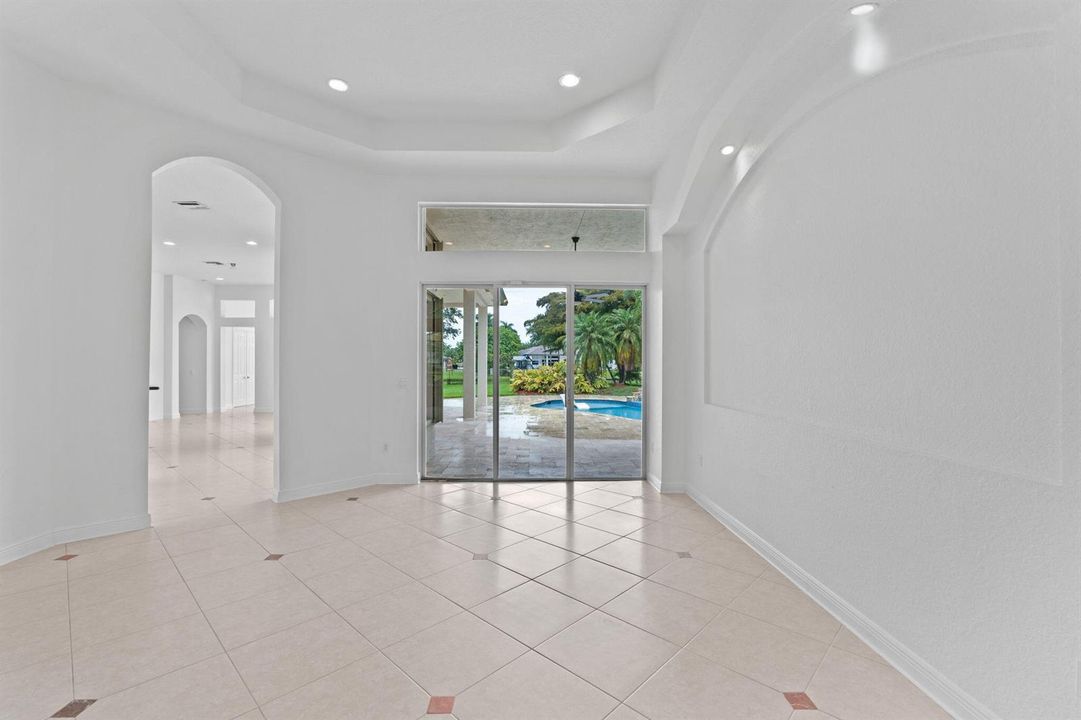 10-web-or-mls-A7406128