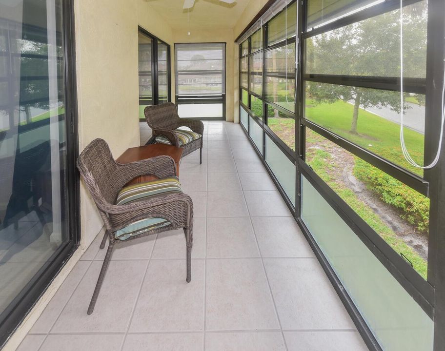 390 SW South River Dr Apt 202-large-046-