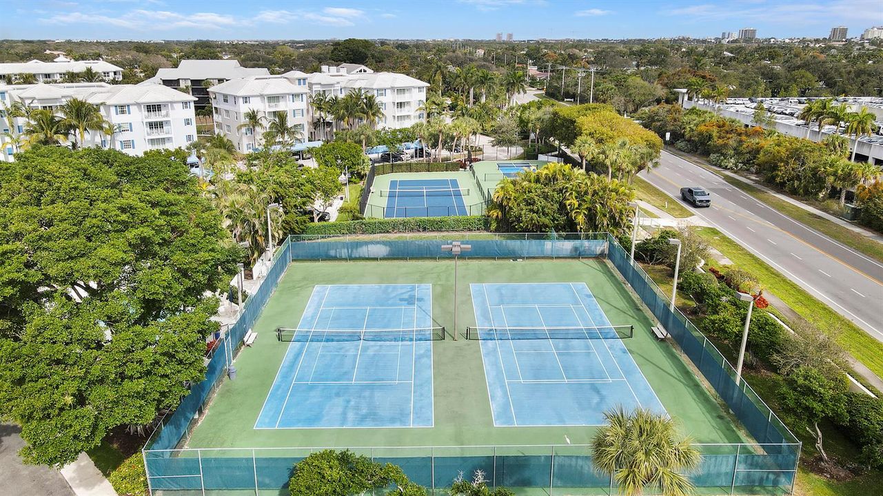 Tennis