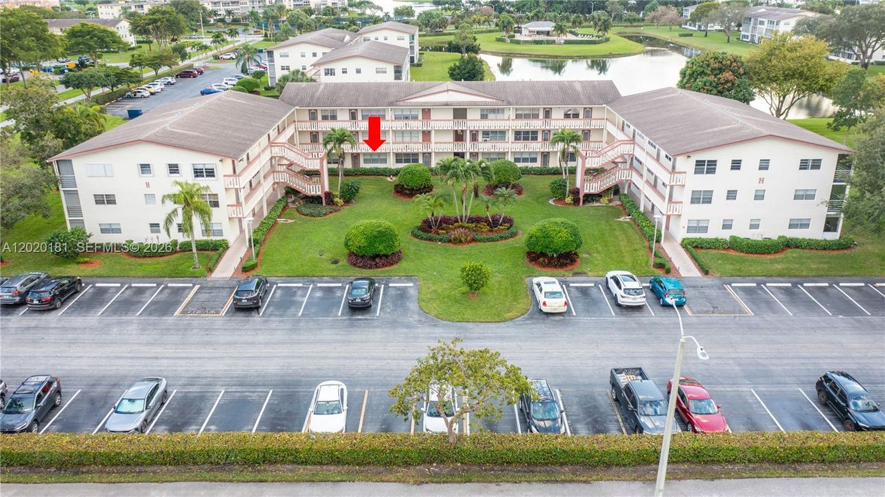 For Sale: $94,900 (1 beds, 1 baths, 720 Square Feet)