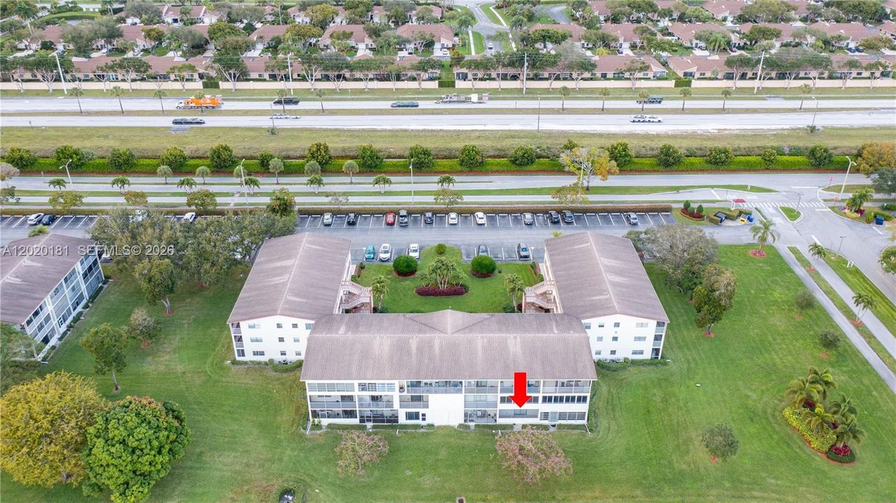 For Sale: $94,900 (1 beds, 1 baths, 720 Square Feet)