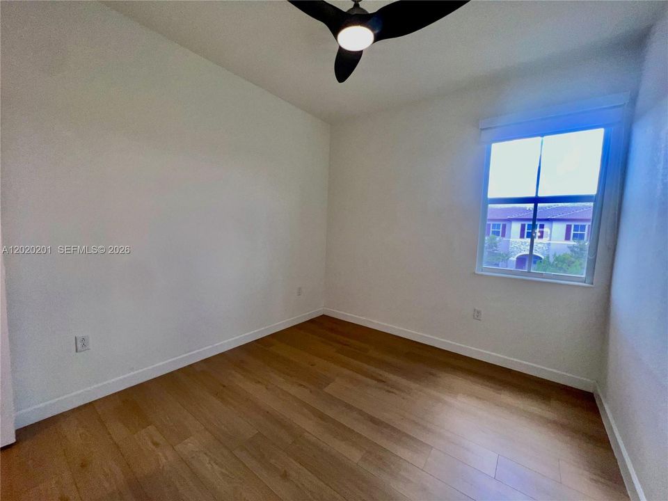 For Rent: $3,300 (3 beds, 2 baths, 1612 Square Feet)