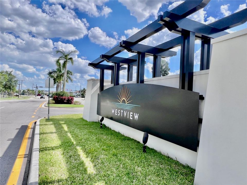 For Rent: $3,300 (3 beds, 2 baths, 1612 Square Feet)