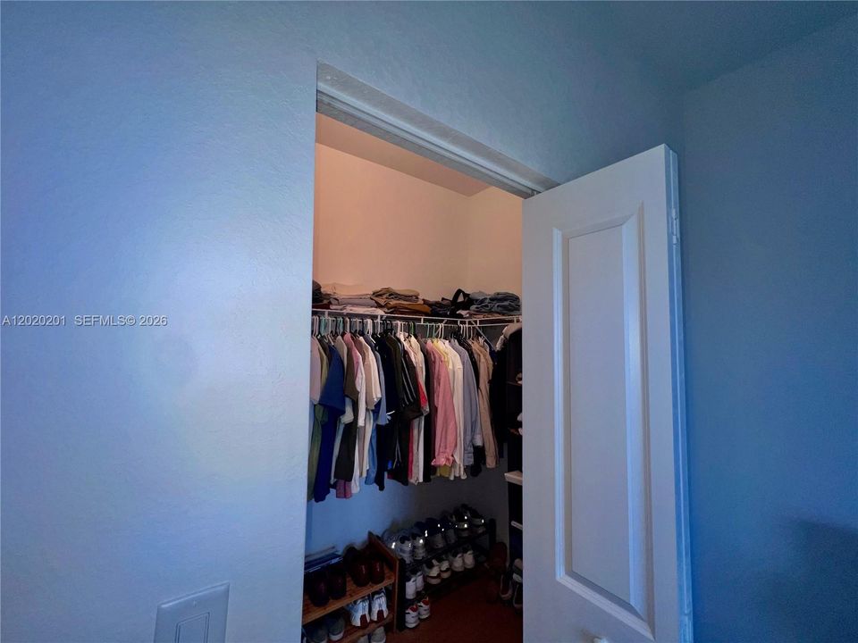 For Rent: $3,300 (3 beds, 2 baths, 1612 Square Feet)