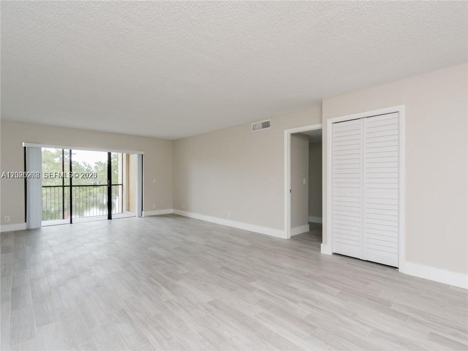LARGE COMBINED LIVING AND DINING