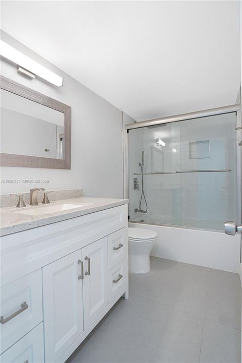 Active With Contract: $2,900 (2 beds, 2 baths, 1115 Square Feet)