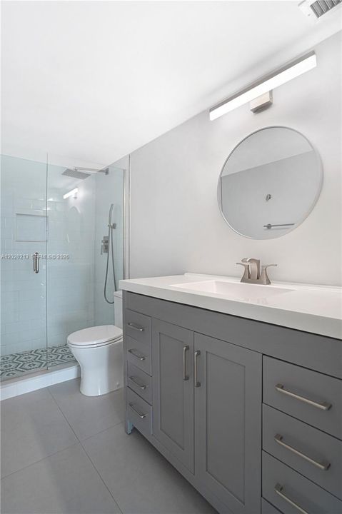 Active With Contract: $2,900 (2 beds, 2 baths, 1115 Square Feet)