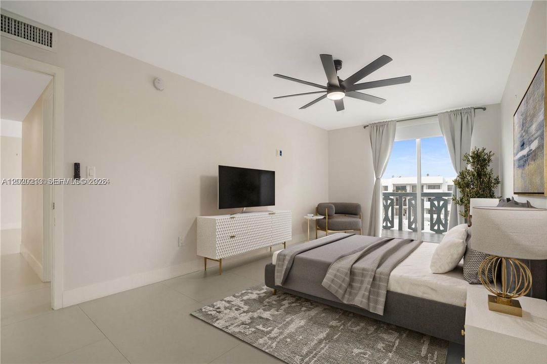 Active With Contract: $2,900 (2 beds, 2 baths, 1115 Square Feet)