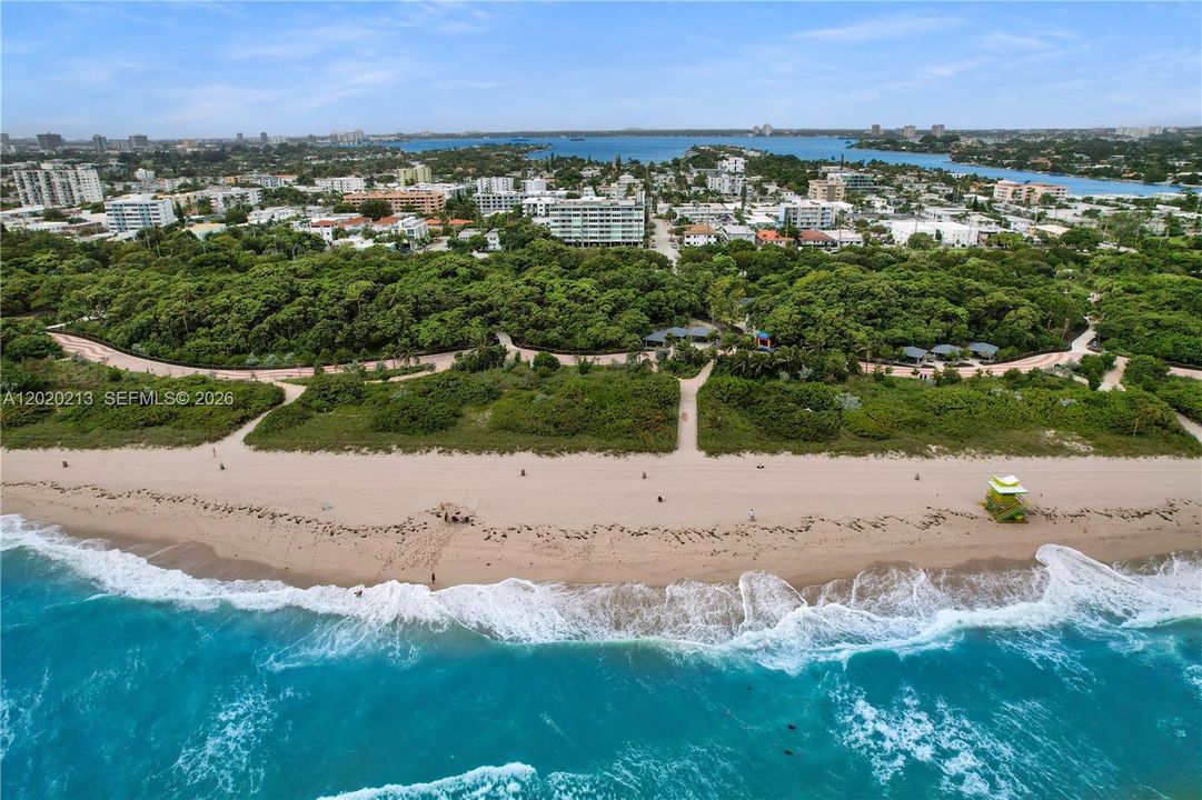 Active With Contract: $2,900 (2 beds, 2 baths, 1115 Square Feet)