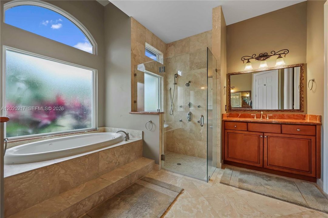 For Sale: $2,995,000 (5 beds, 4 baths, 4592 Square Feet)