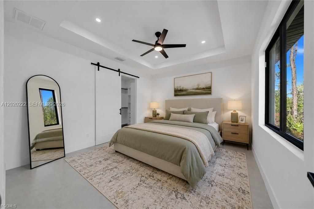 En Venta: $389,900 (4 camas, 3 baños, 1778 Pies cuadrados)