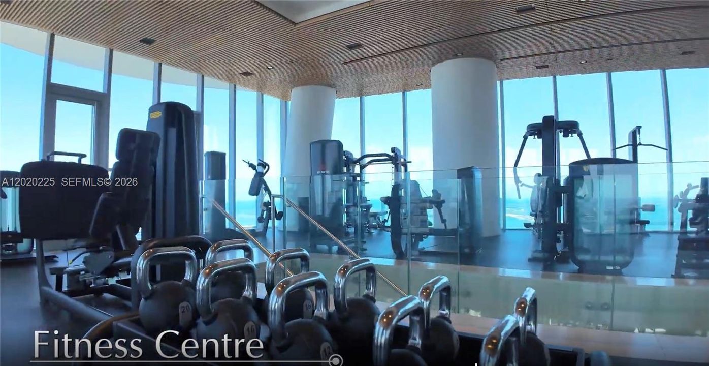 В аренду: $14,950 (2 спален, 3 ванн, 1552 Квадратных фут)