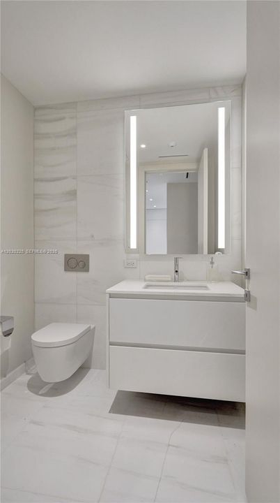В аренду: $14,950 (2 спален, 3 ванн, 1552 Квадратных фут)
