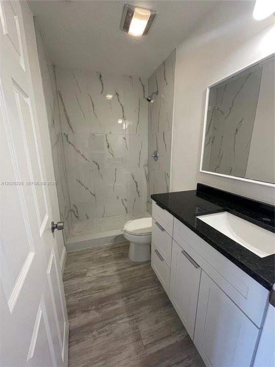 В аренду: $2,400 (0 спален, 3 ванн, 1720 Квадратных фут)