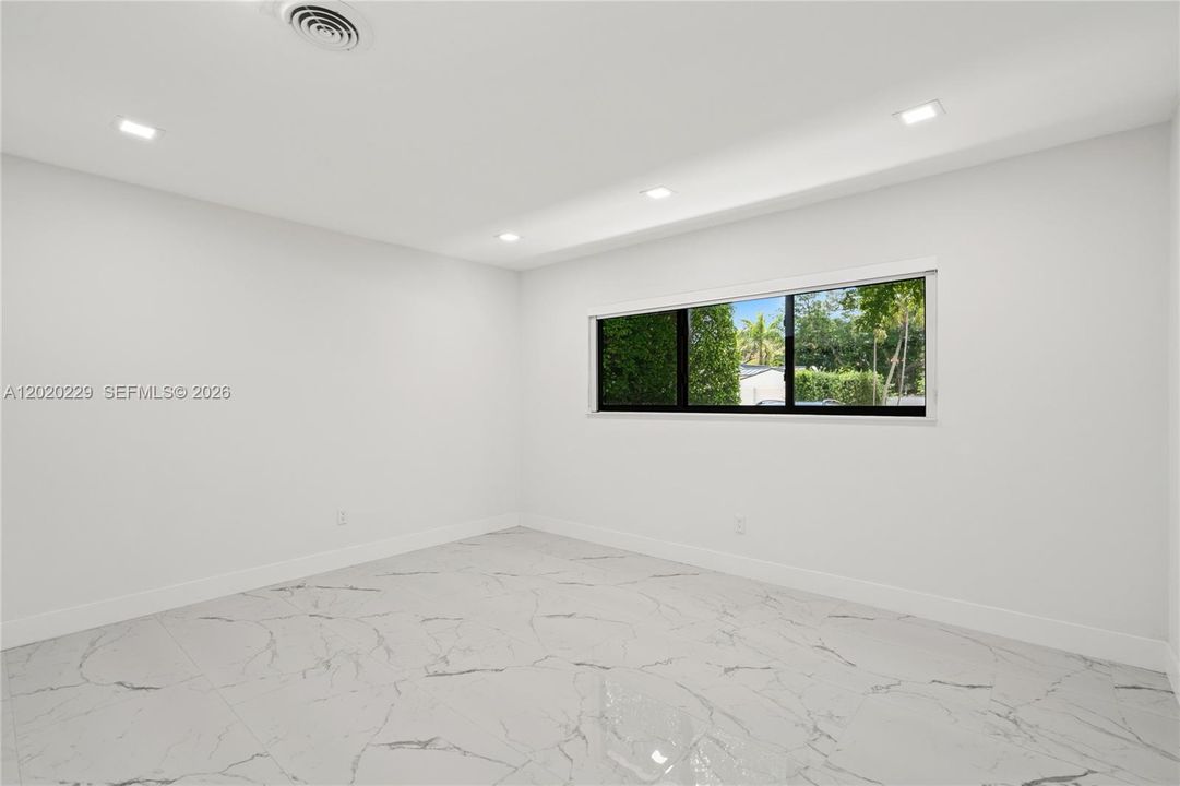 En Renta: $19,900 (5 camas, 4 baños, 3286 Pies cuadrados)