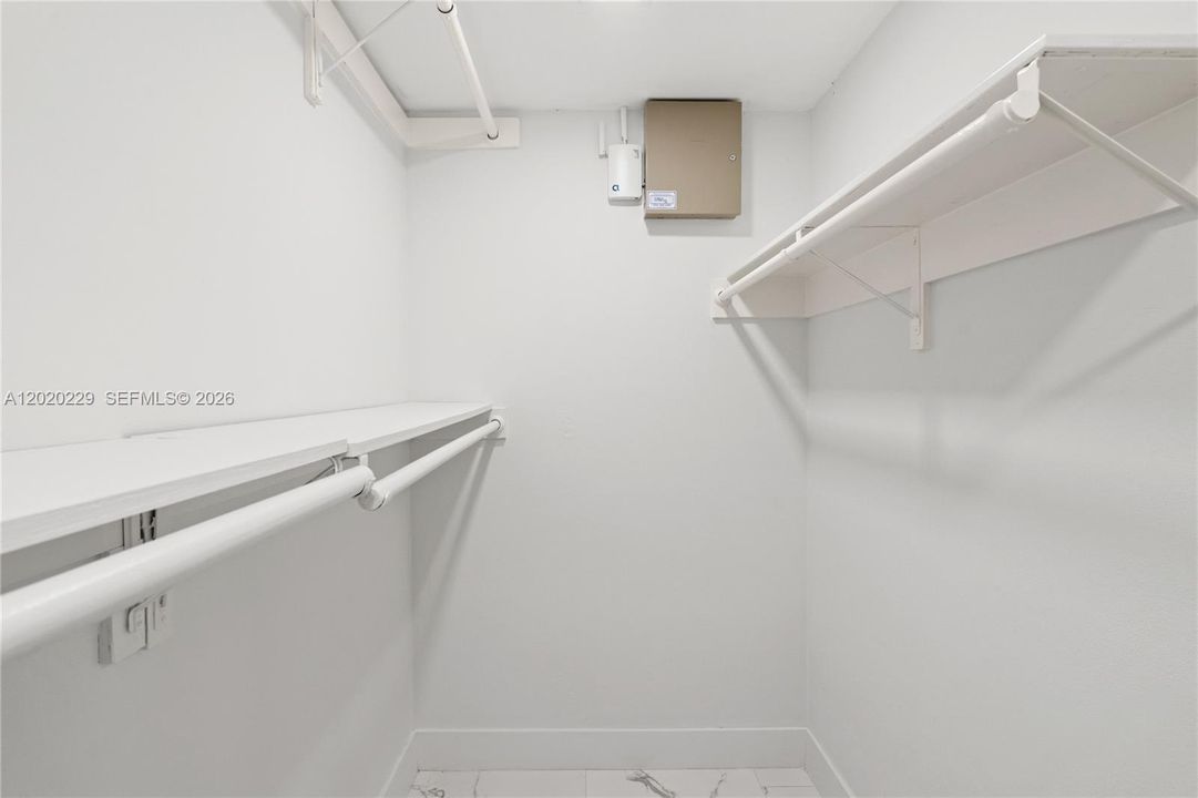 En Renta: $19,900 (5 camas, 4 baños, 3286 Pies cuadrados)