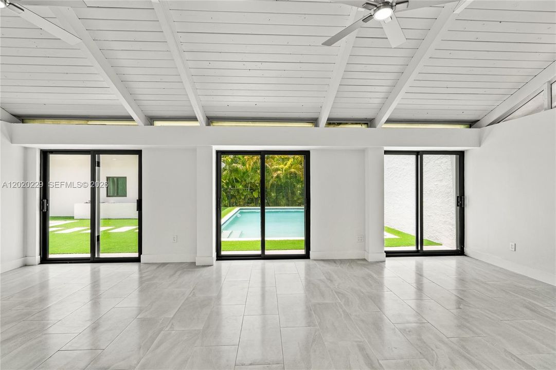 En Renta: $19,900 (5 camas, 4 baños, 3286 Pies cuadrados)