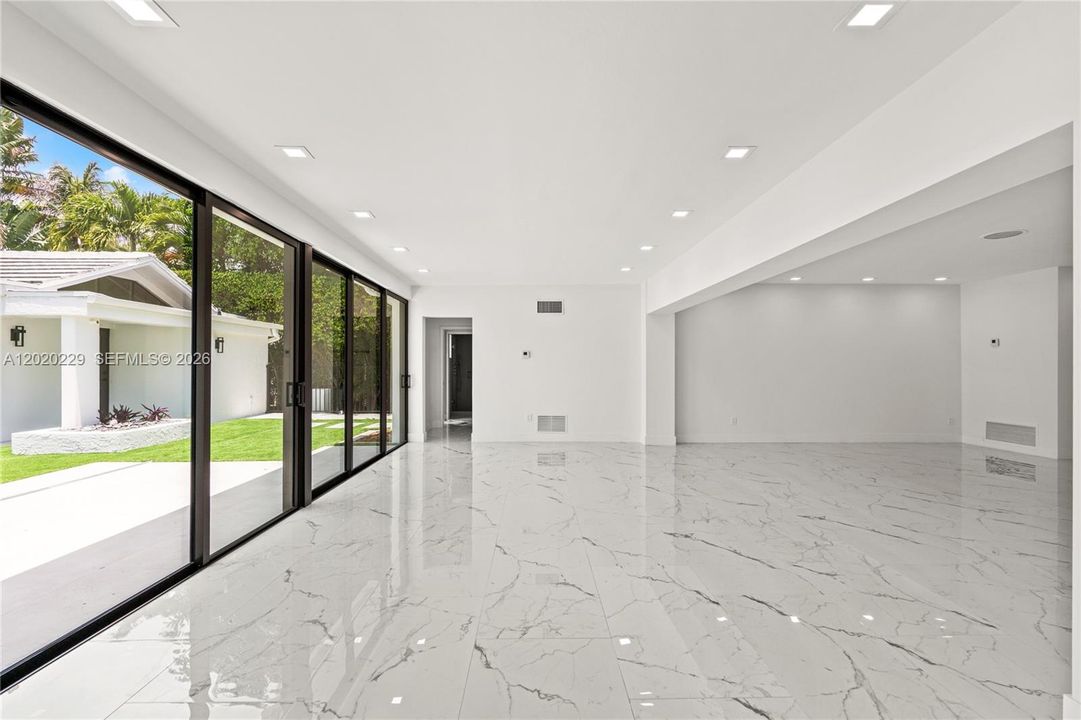 En Renta: $19,900 (5 camas, 4 baños, 3286 Pies cuadrados)
