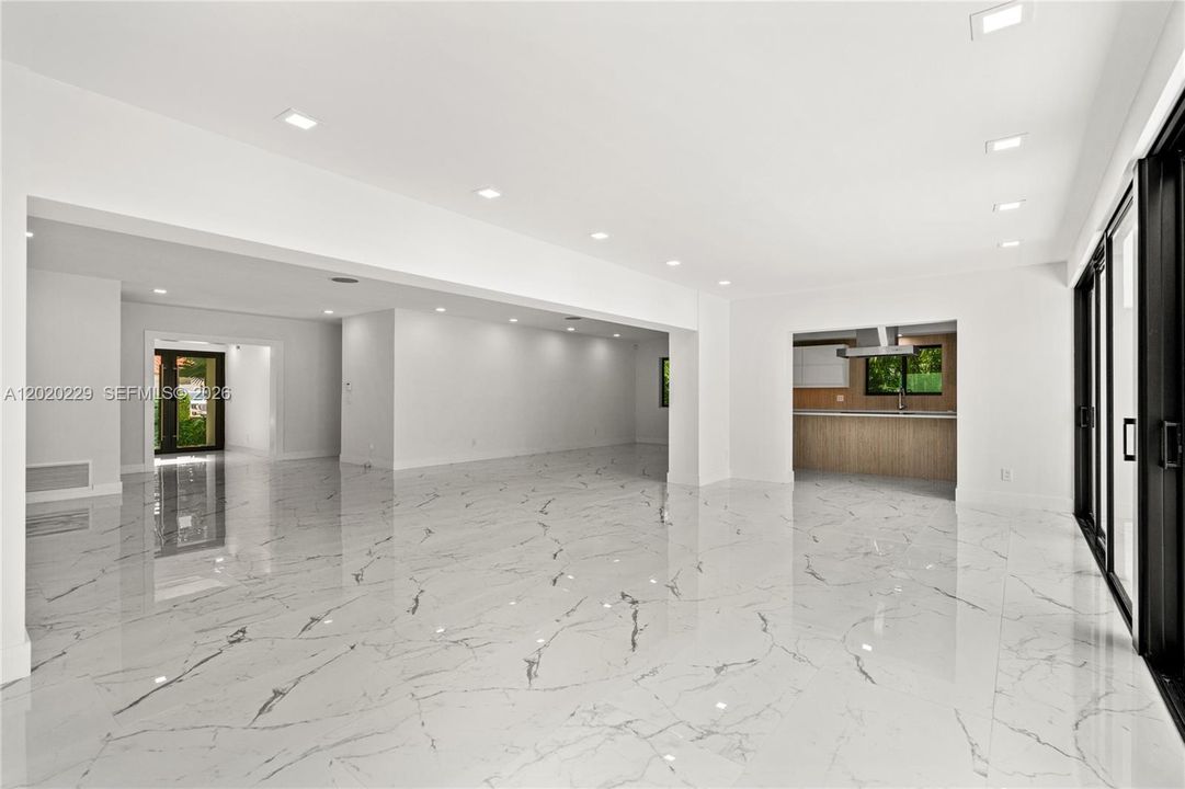 En Renta: $19,900 (5 camas, 4 baños, 3286 Pies cuadrados)