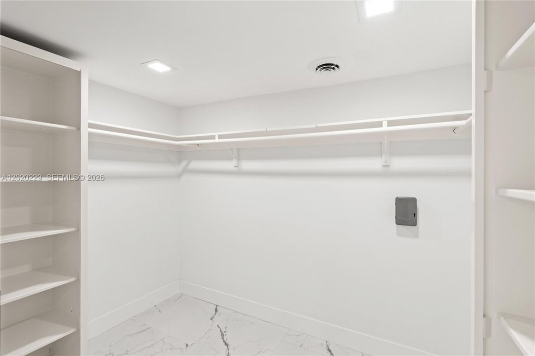 En Renta: $19,900 (5 camas, 4 baños, 3286 Pies cuadrados)