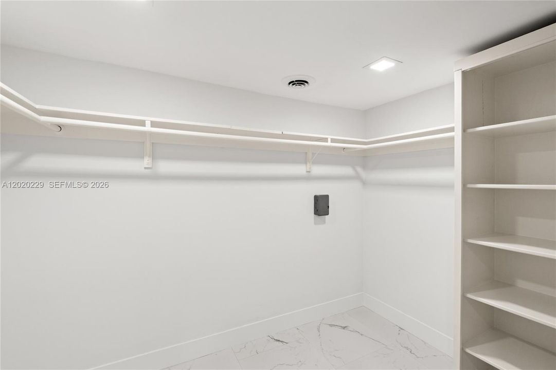 En Renta: $19,900 (5 camas, 4 baños, 3286 Pies cuadrados)