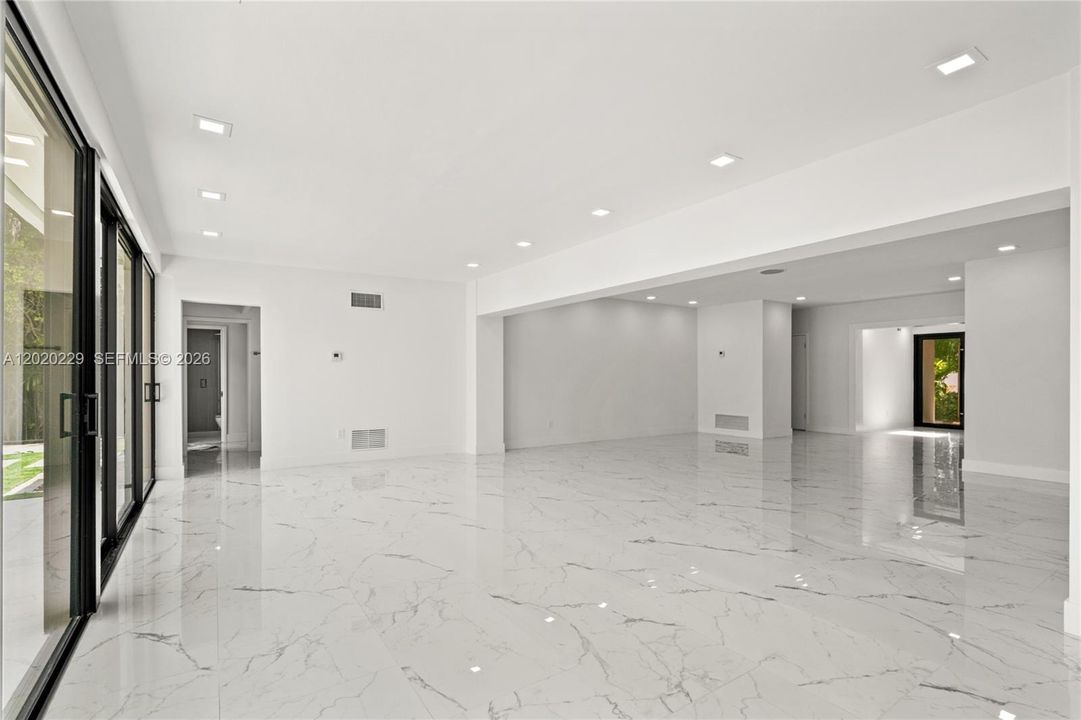 En Renta: $19,900 (5 camas, 4 baños, 3286 Pies cuadrados)
