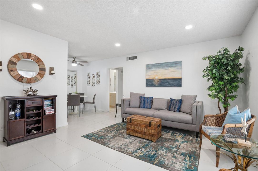 01-Giacobbi-2210 NE 87th St #1211-1