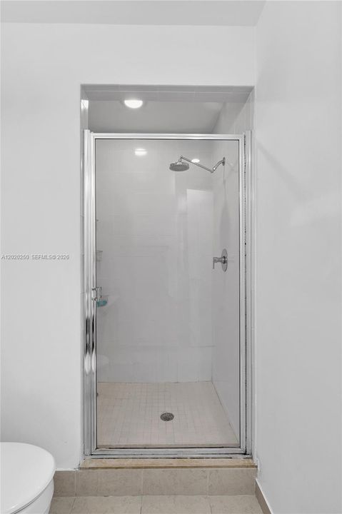 На продажу: $995,000 (3 спален, 3 ванн, 2340 Квадратных фут)
