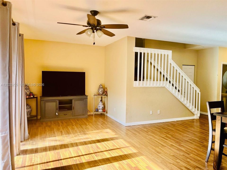 For Sale: $284,900 (3 beds, 2 baths, 0 Square Feet)