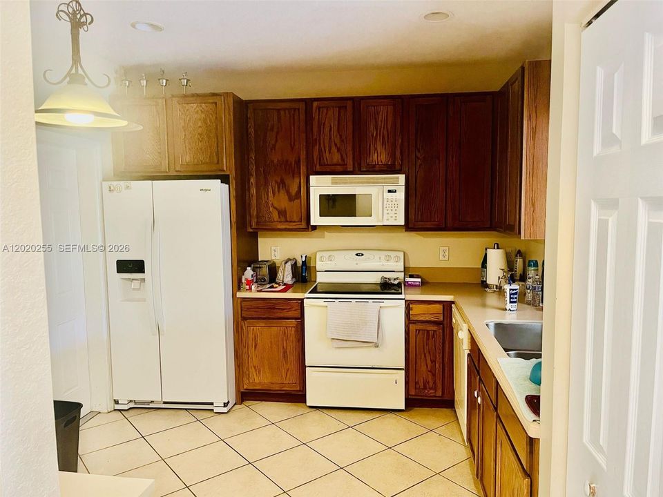 For Sale: $284,900 (3 beds, 2 baths, 0 Square Feet)