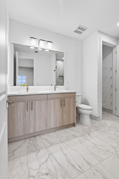 Dual Vanity Master