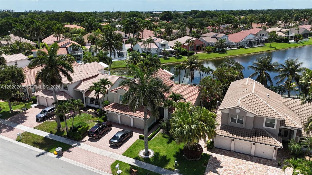 For Sale: $1,200,000 (4 beds, 3 baths, 2676 Square Feet)
