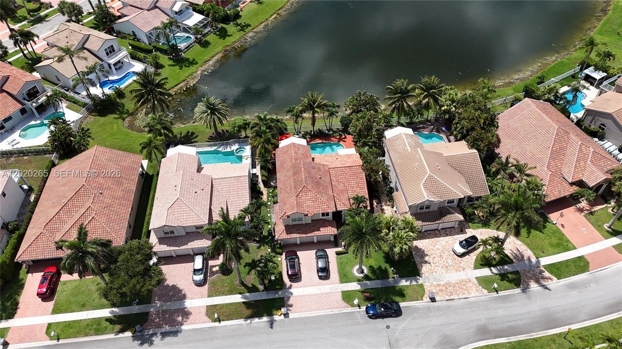 For Sale: $1,200,000 (4 beds, 3 baths, 2676 Square Feet)
