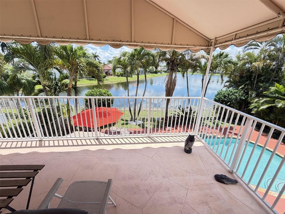 For Sale: $1,200,000 (4 beds, 3 baths, 2676 Square Feet)