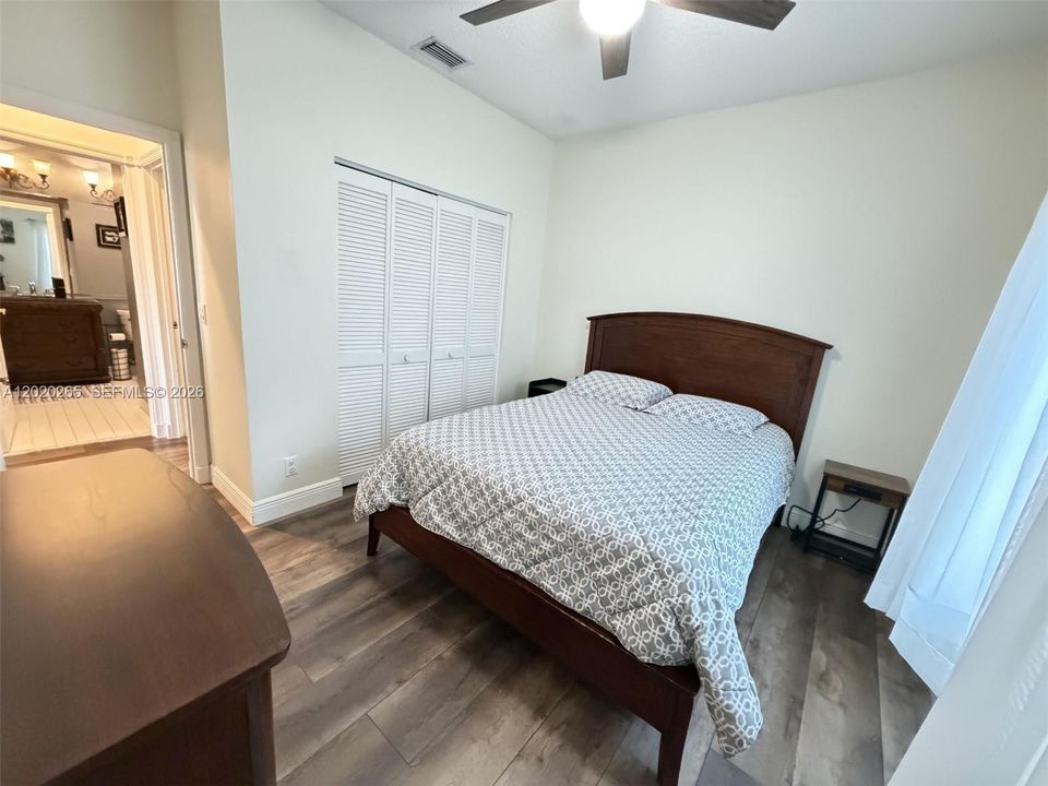 For Sale: $1,200,000 (4 beds, 3 baths, 2676 Square Feet)