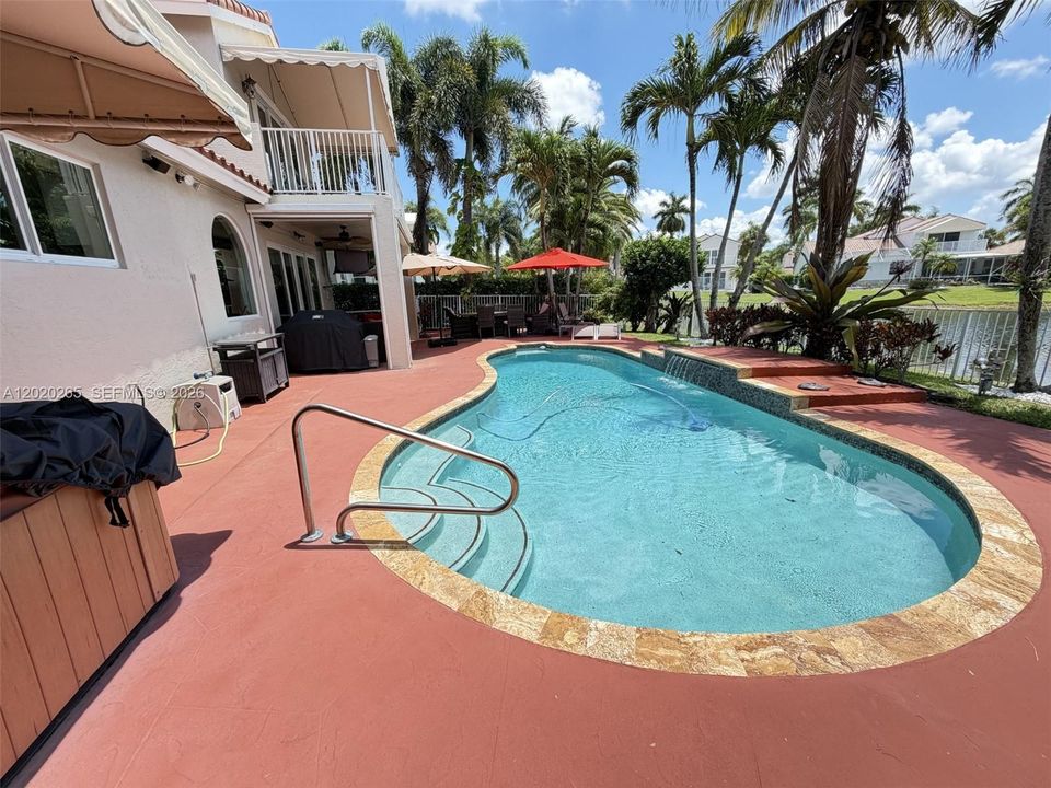 For Sale: $1,200,000 (4 beds, 3 baths, 2676 Square Feet)