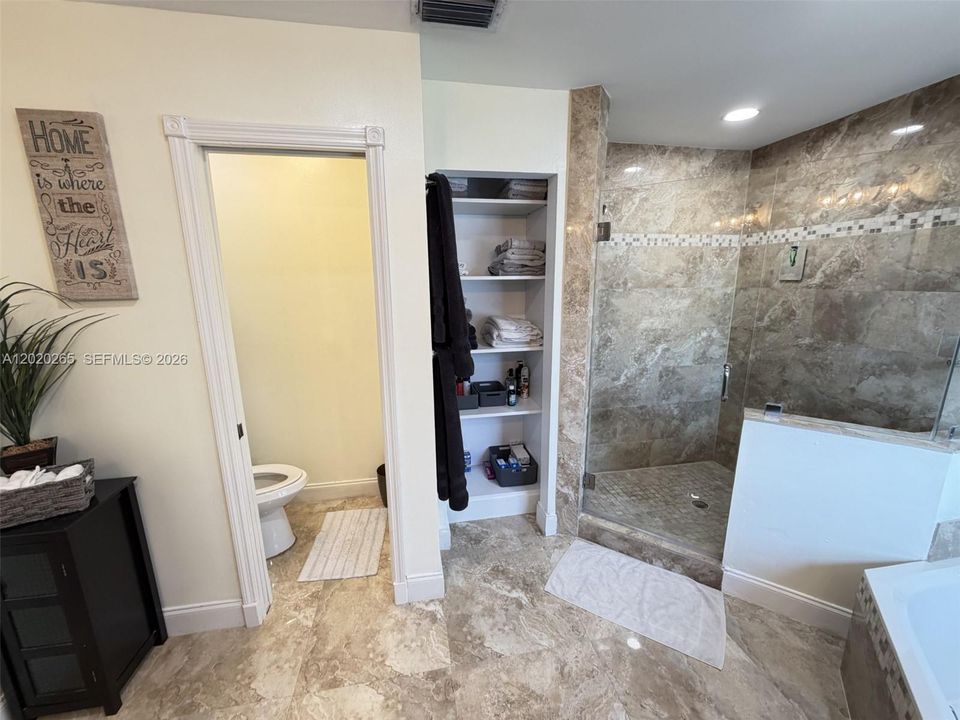 For Sale: $1,200,000 (4 beds, 3 baths, 2676 Square Feet)
