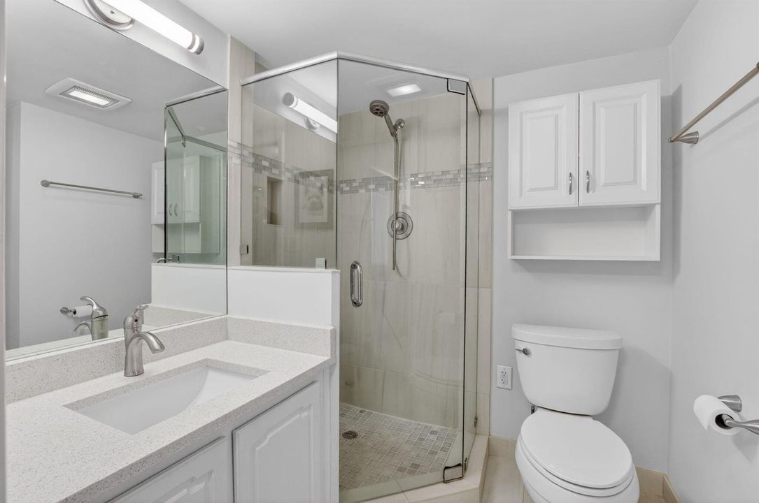 13 Second Bathroom