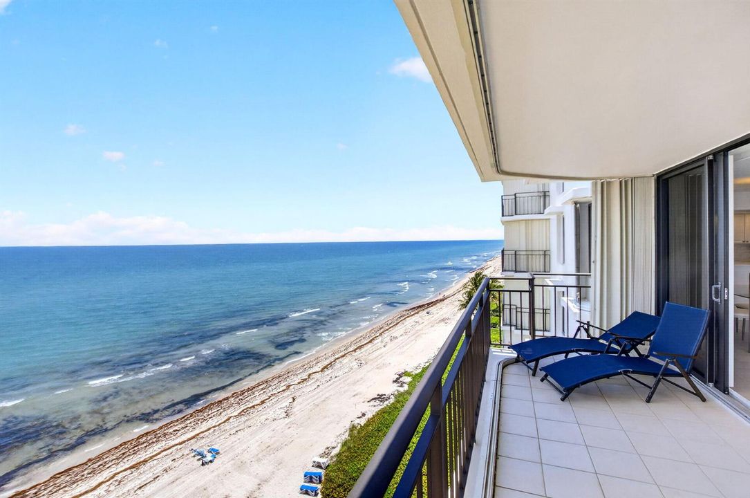 16 Balcony